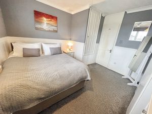 Bedroom- click for photo gallery